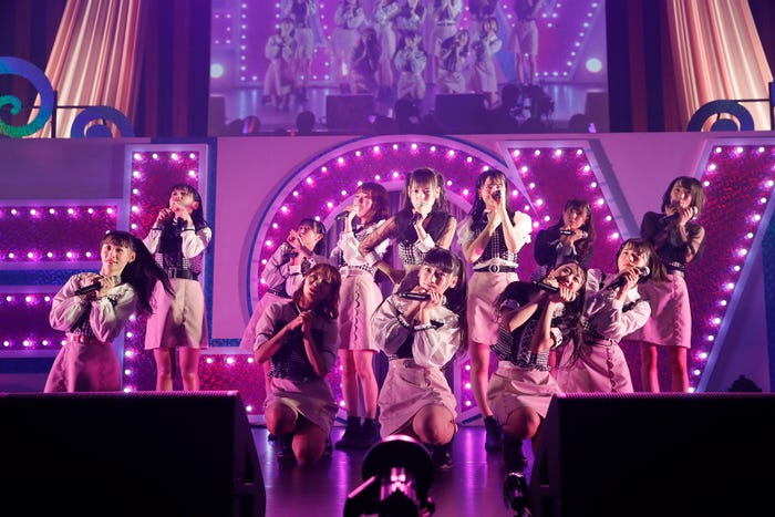 =LOVEファーストコンサート「初めまして、=LOVEです。」(提供写真)