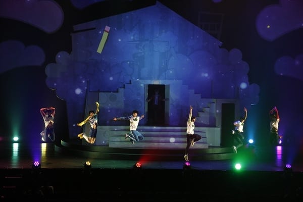 舞台『おそ松さん on STAGE ~SIX MEN’S SHOW TIME 2~』ゲネプロ(提供写真)