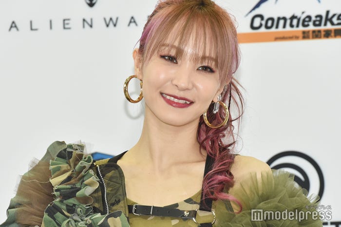 LiSA(C)モデルプレス