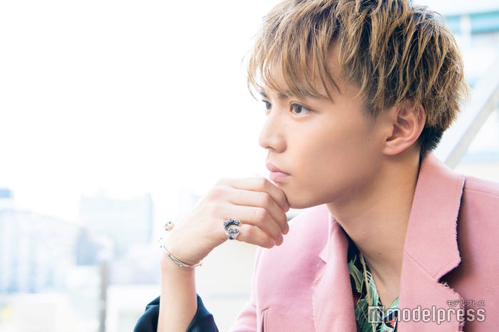 佐藤大樹(C)モデルプレス