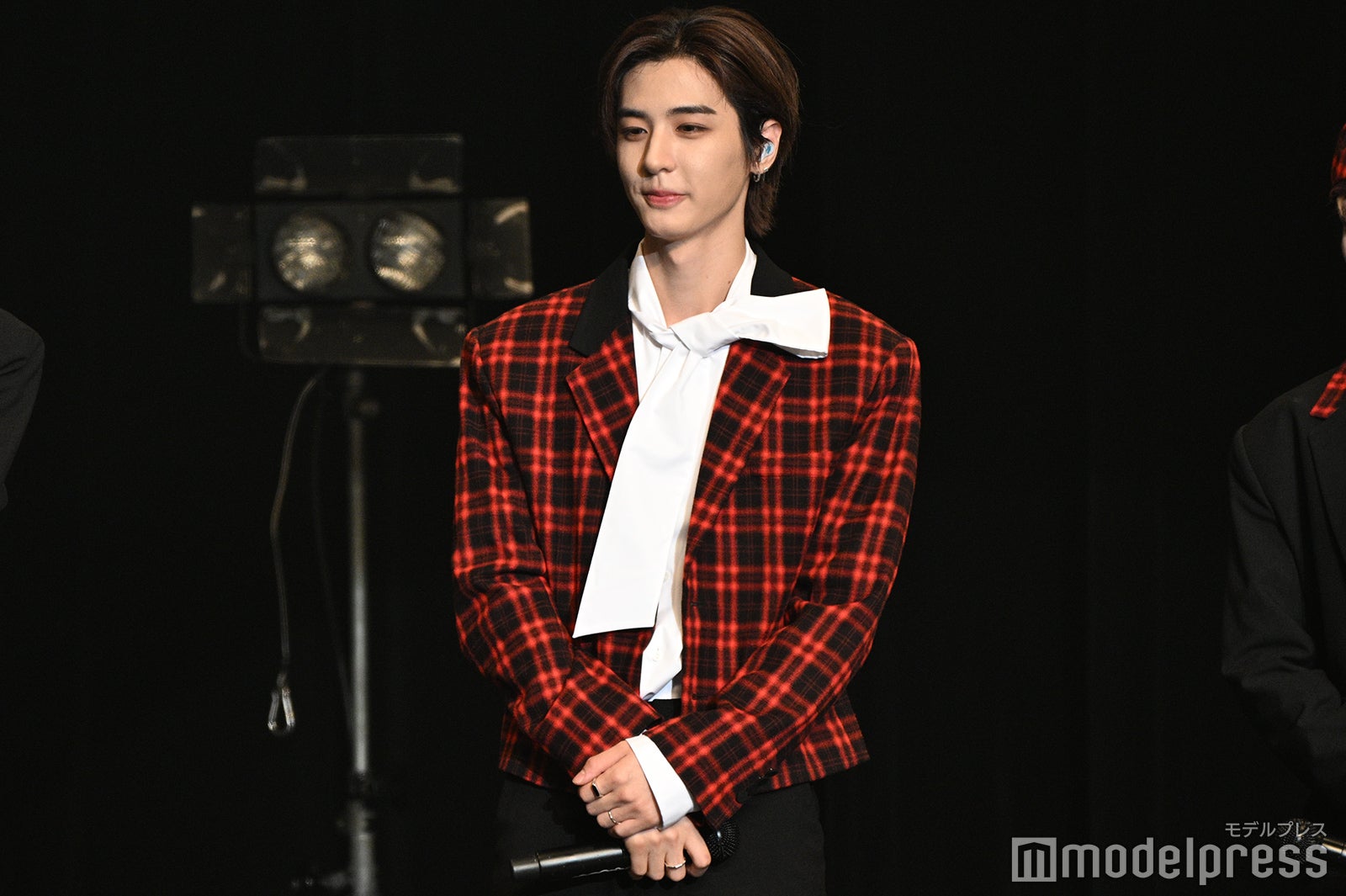 ONEDOORに微笑むLEEHAN（イハン）（C）モデルプレス