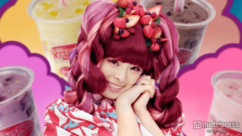 きゃりーぱみゅぱみゅ／「Krrusherrs（クラッシャーズ）おねだりキャンペーン」新CM「きゃりー、妄想中」篇より