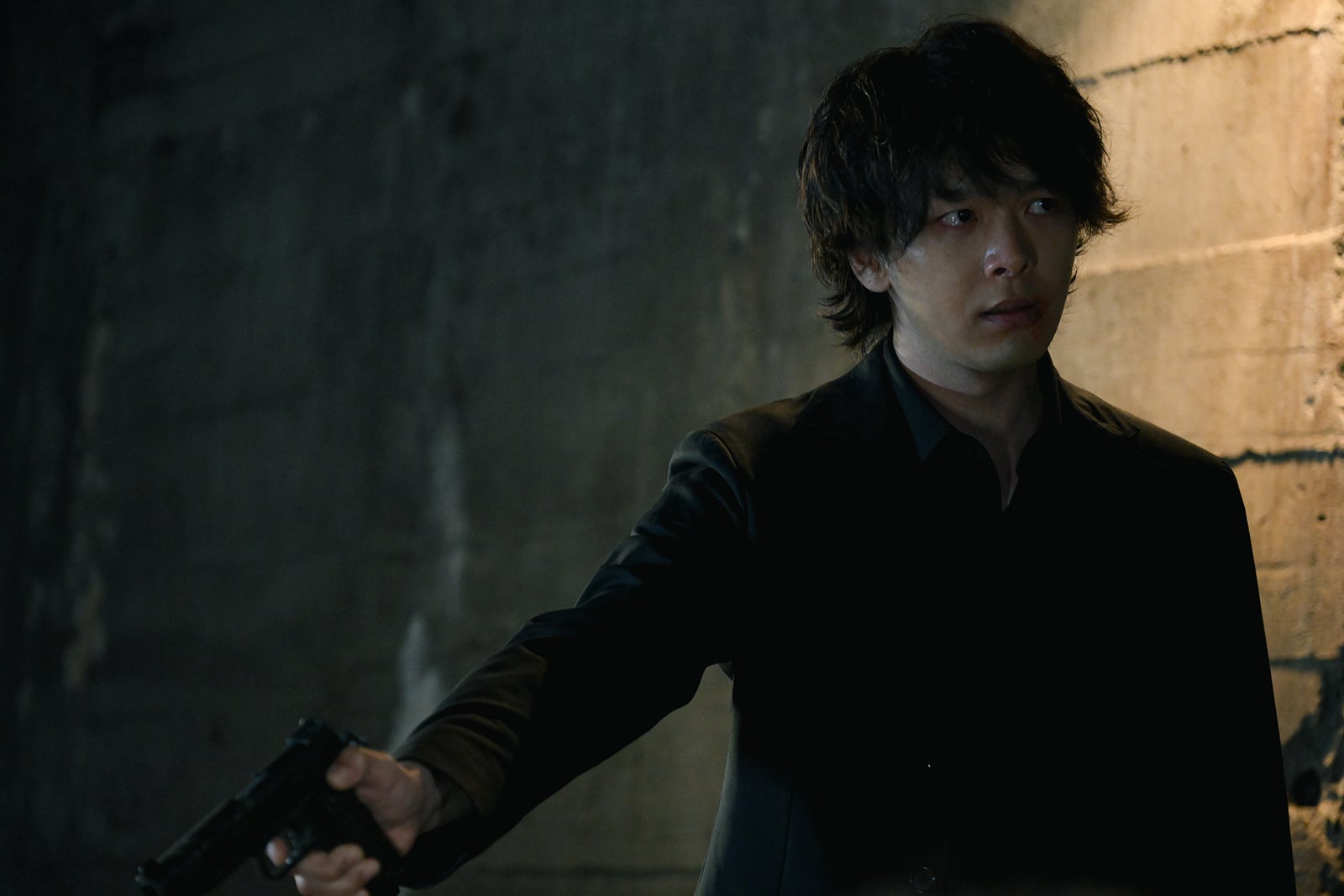 中村倫也「DOPE 麻薬取締部特捜課」第7話（C）TBS