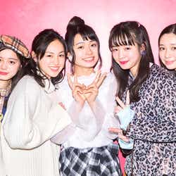 モデルプレス - 横田真悠ら「Seventeen」モデルが語る“落ち込んだ”ことは?「キムチの歌」で注目の足立佳奈と本音対談