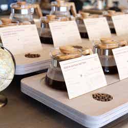 奈良に新お洒落カフェ“ROKUMEI COFFEE CO.” 焙煎工場併設のスペシャルティコーヒー店/コーヒー¥450~(店内)/画像提供:路珈珈