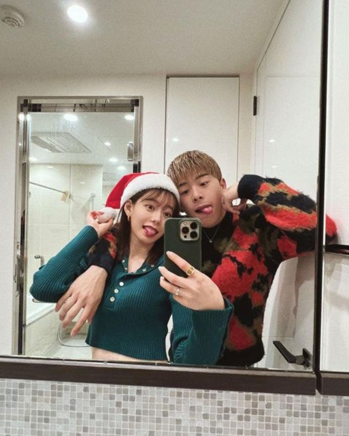 活動休止中のカップルYoutuberなこなこ、“ラブラブ2ショット”公開