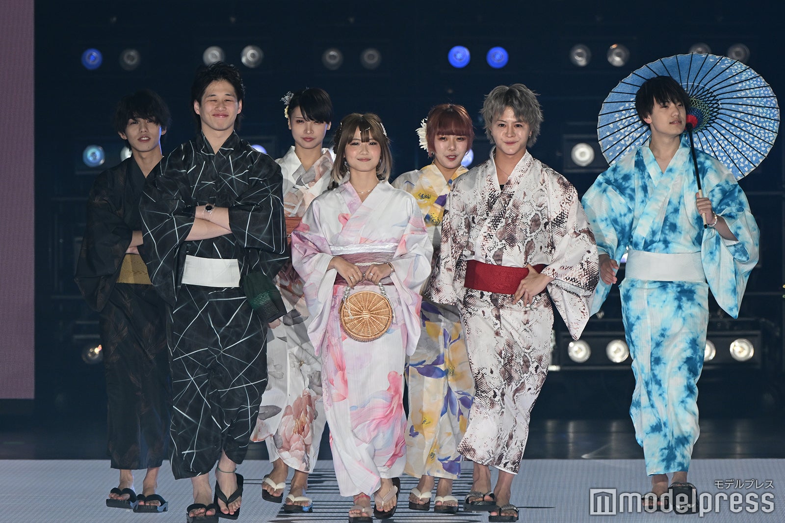 （C）モデルプレス