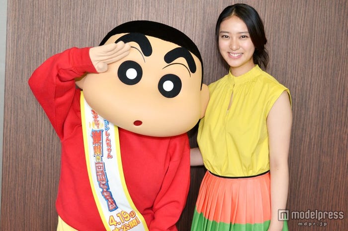 「映画クレヨンしんちゃん ガチンコ!逆襲のロボとーちゃん」でアニメ映画の声優に初挑戦した武井咲