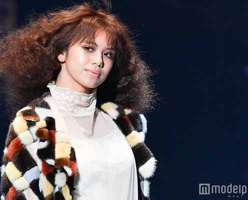 E-girls佐藤晴美、別人級イメチェンでランウェイ<TGC2017A/W>