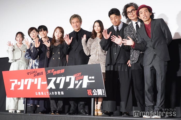 (左から)鈴木聖奈、真矢ミキ、上川周作、川栄李奈、内野聖陽、森川葵、後藤剛範、小澤征悦、上田慎⼀郎監督(C)モデルプレス