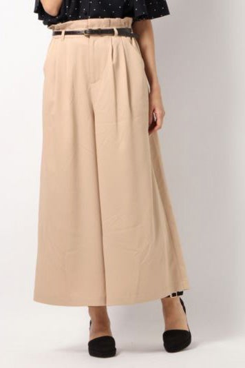 ベルトツキジョーゼットワイドパンツ「Heather」6,372円（税込）／画像提供：[.st]