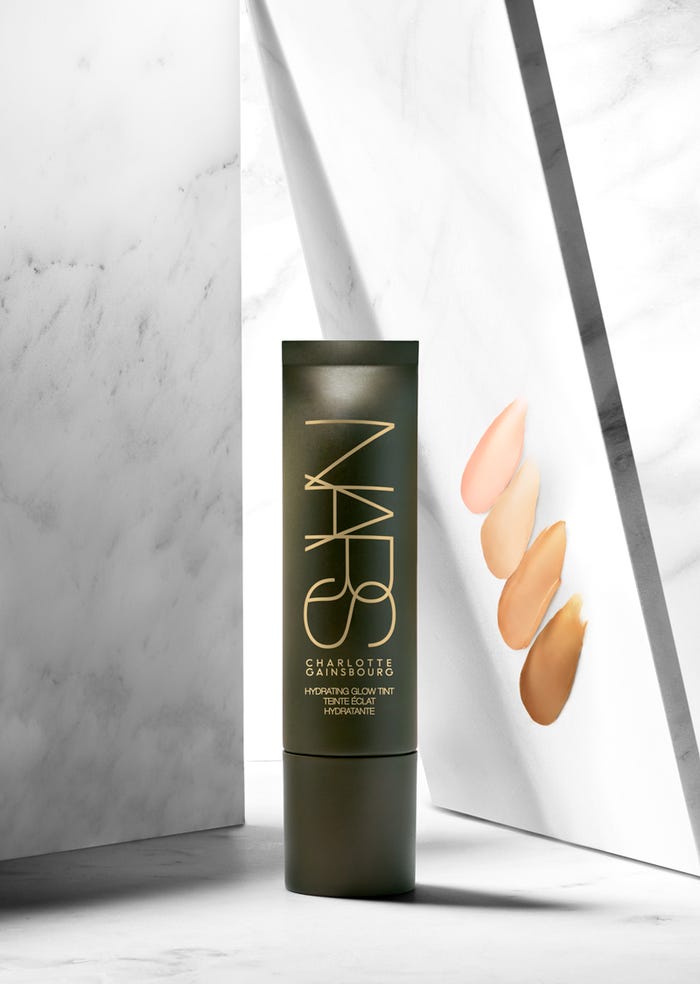 「NARS ハイドレイティンググローティント」(上から)“6997”、“6998”、“6999”、“7000 ”/画像提供:NARS