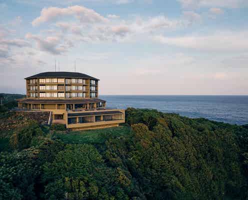 屋久島の絶景を望む特等席!温泉と自然に癒されるホテル「サマナ ホテル ヤクシマ」