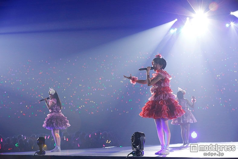 ライブの様子／photo by HAJIME KAMIIISAKA