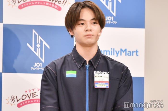 鶴房汐恩(C)モデルプレス