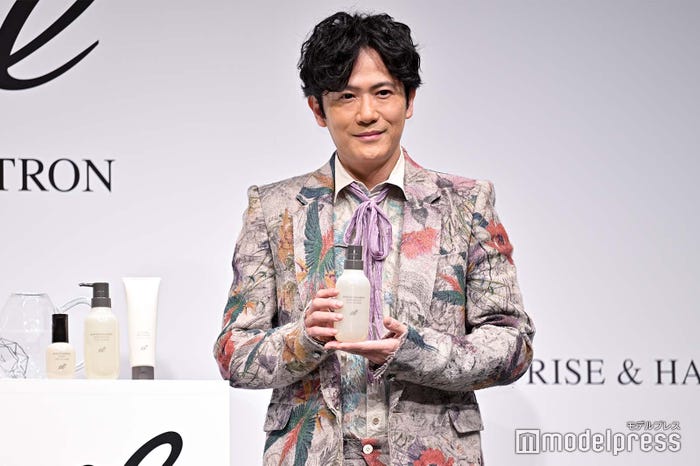 稲垣吾郎(C)モデルプレス
