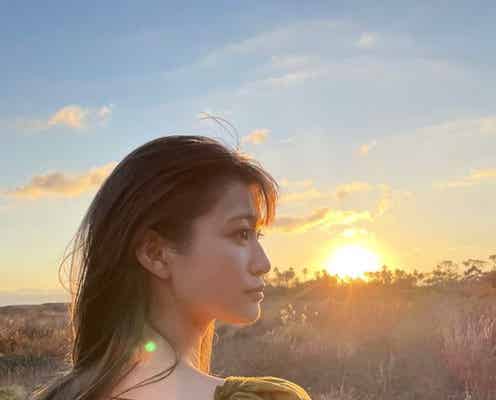 生見愛瑠、“美背中”大胆披露「美しすぎる」「セクシー」と反響