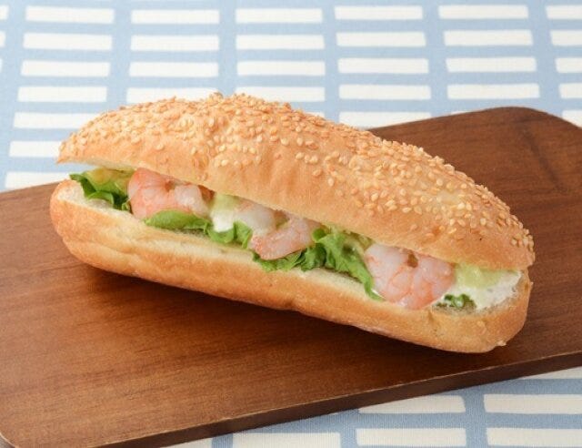 ローソン　ROLLサンド　海老アボカドソース