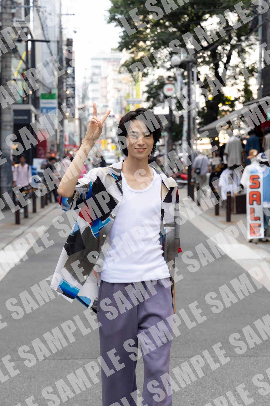 「窪塚愛流 1st写真集 Lila」会場限定生写真（C）小学館／写真：Great the kabukicho