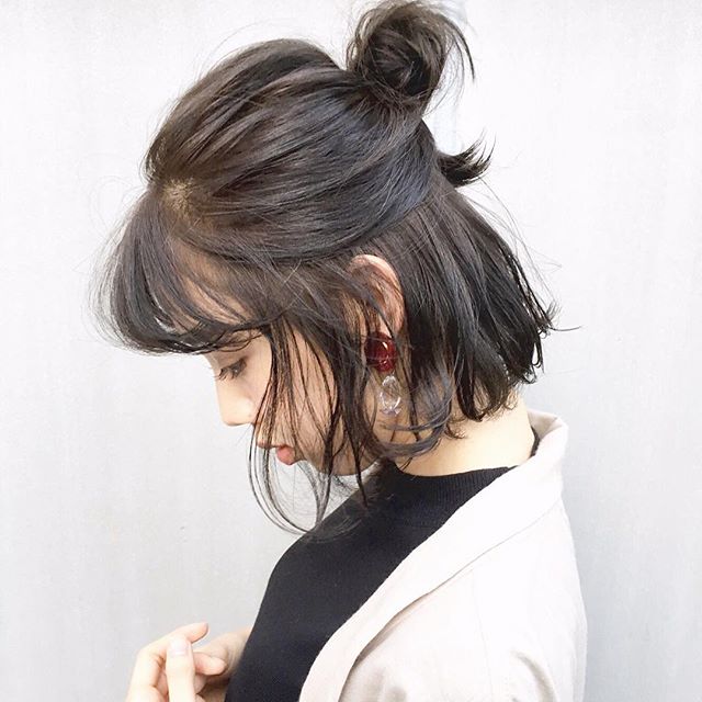 お仕事の日でも簡単にできるボブのヘアアレンジ特集 オフィスにぴったり モデルプレス お仕事の日でも簡単にできるボブのヘアアレンジ特集 オフィスにぴったり モデルプレス