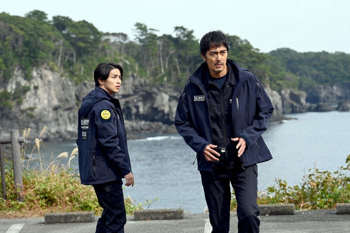 横浜流星、阿部寛/「DCU」第2話より(C)TBS