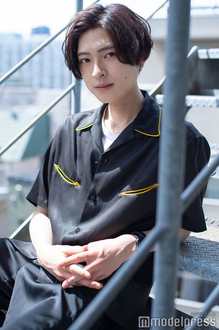 新納直(C)モデルプレス