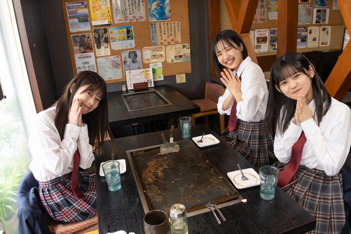 上村麗菜、弓桁朱琴、石井泉羽(画像提供:小学館)