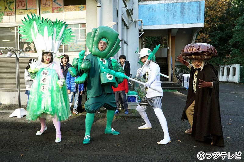 伊藤修子、荒川良々、池田成志、市川しんぺー（C）フジテレビ