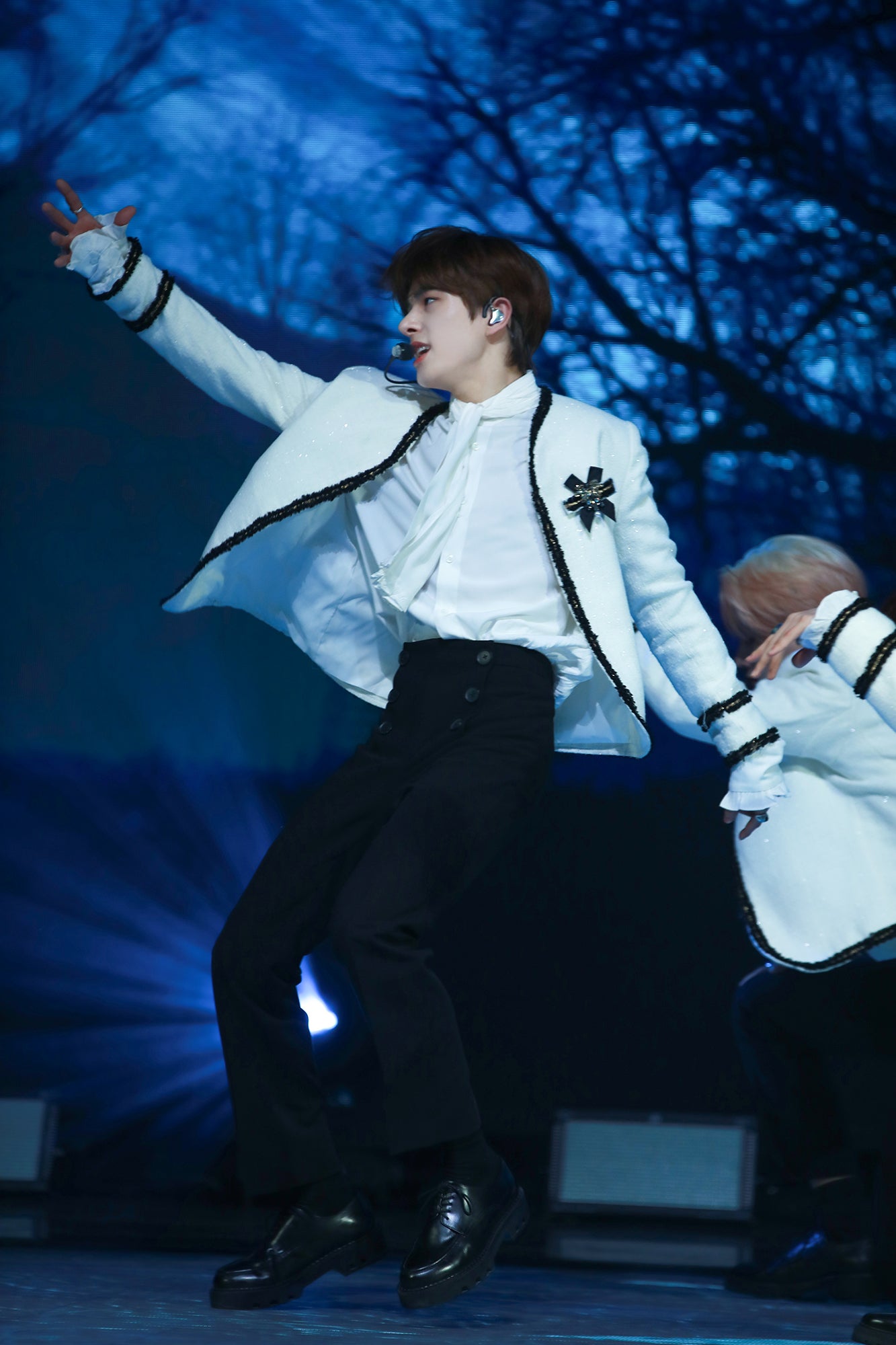 JAKE（C）BELIFT LAB