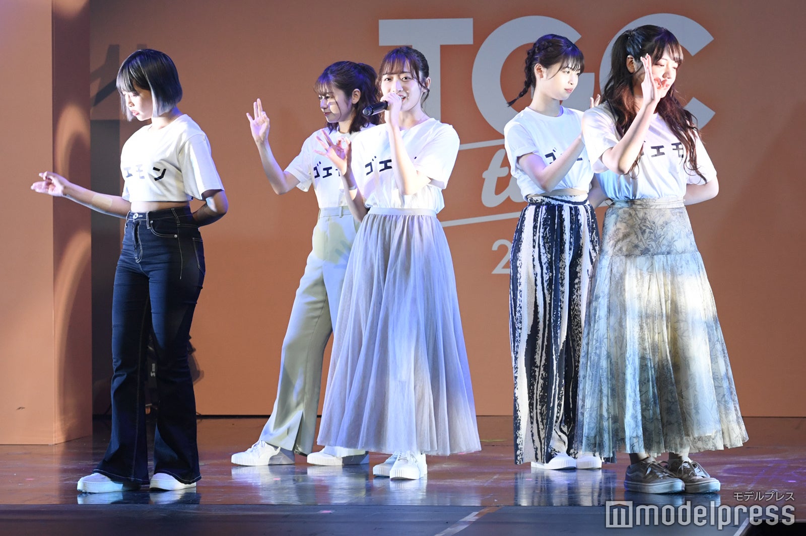 Five emotion（C）モデルプレス