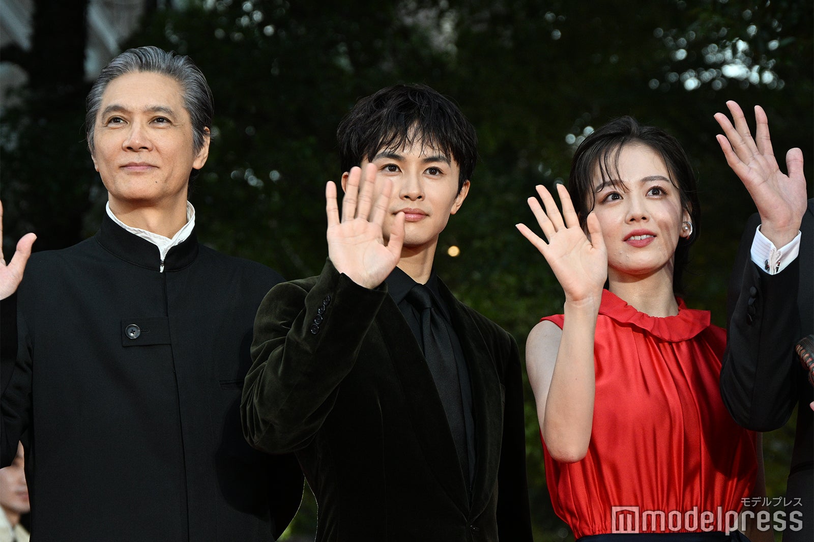 加藤雅也、草川拓弥、伊原六花（C）モデルプレス