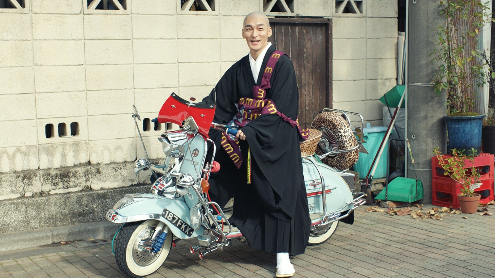 草なぎ剛／新CMより（提供画像）