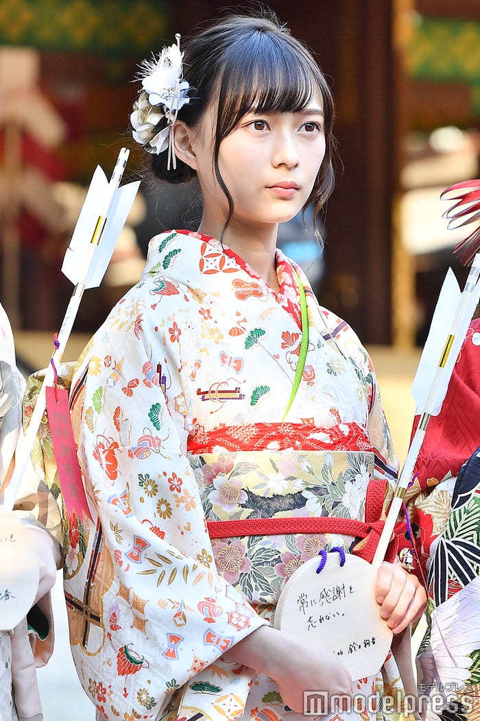 鈴木絢音(C)モデルプレス