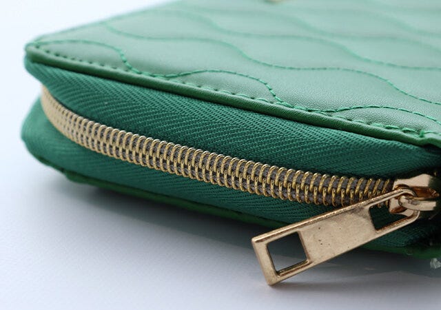 ムック本　ムック　付録　人気　おすすめ　オススメ　宝島社　宝島　レビュー　便利　優秀　当たり　最高　2023　Utao：　ウタオ　長財布　多機能長財布　財布　お財布　スリム　すっきり