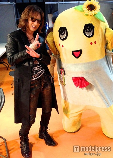 X JAPAN・YOSHIKI×ふなっしー、貴重な2ショット披露　パリで豪華コラボが実現
