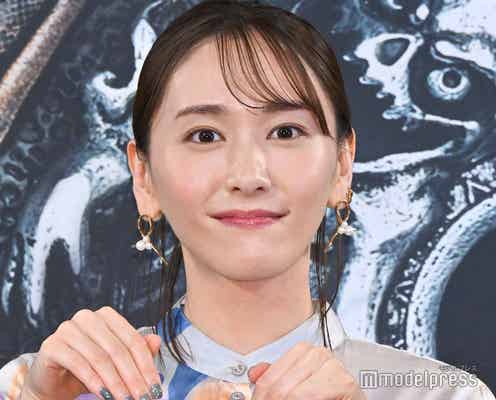 新垣結衣、結婚後初の公の場 夫・星野源の楽曲バックにランウェイ闊歩<GHOSTBOOK おばけずかん>