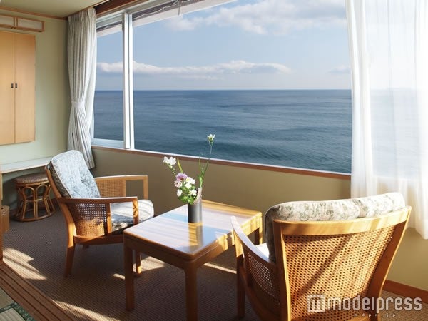 全室オーシャンビューの客室／画像提供：大塚商会ホテルグループ