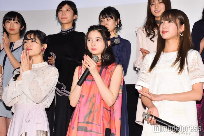 伊藤萌々香、桜田ひより、志田友美 (C)モデルプレス