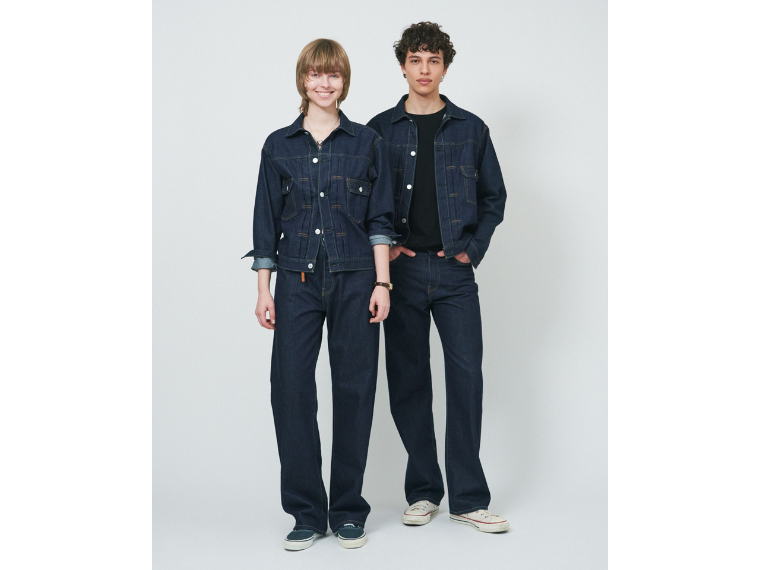 シンゾーン カカオ混デニムでコレクション チョコの明治、OEMのドアーズと共同開発