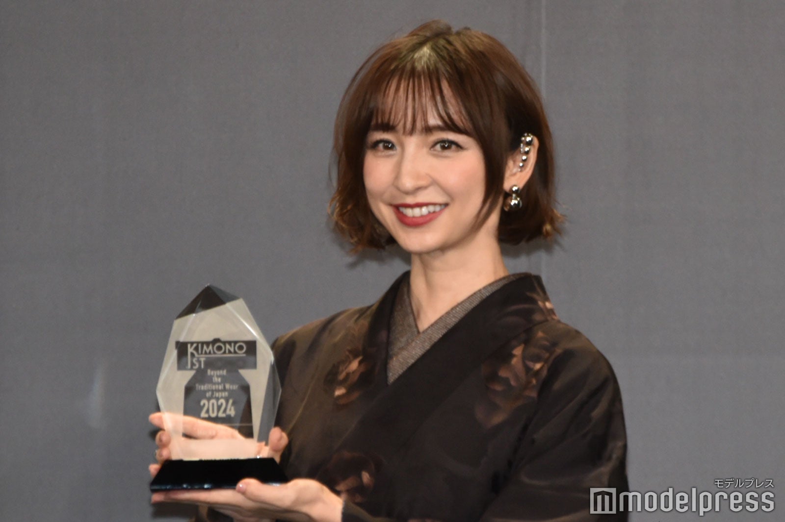 篠田麻里子（C）モデルプレス