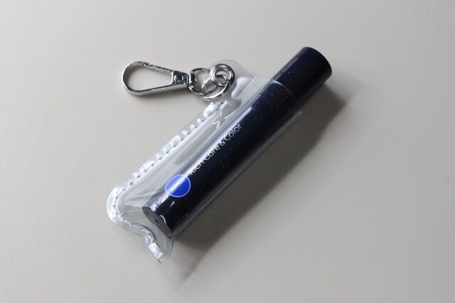 ダイソーのリップクリームケース