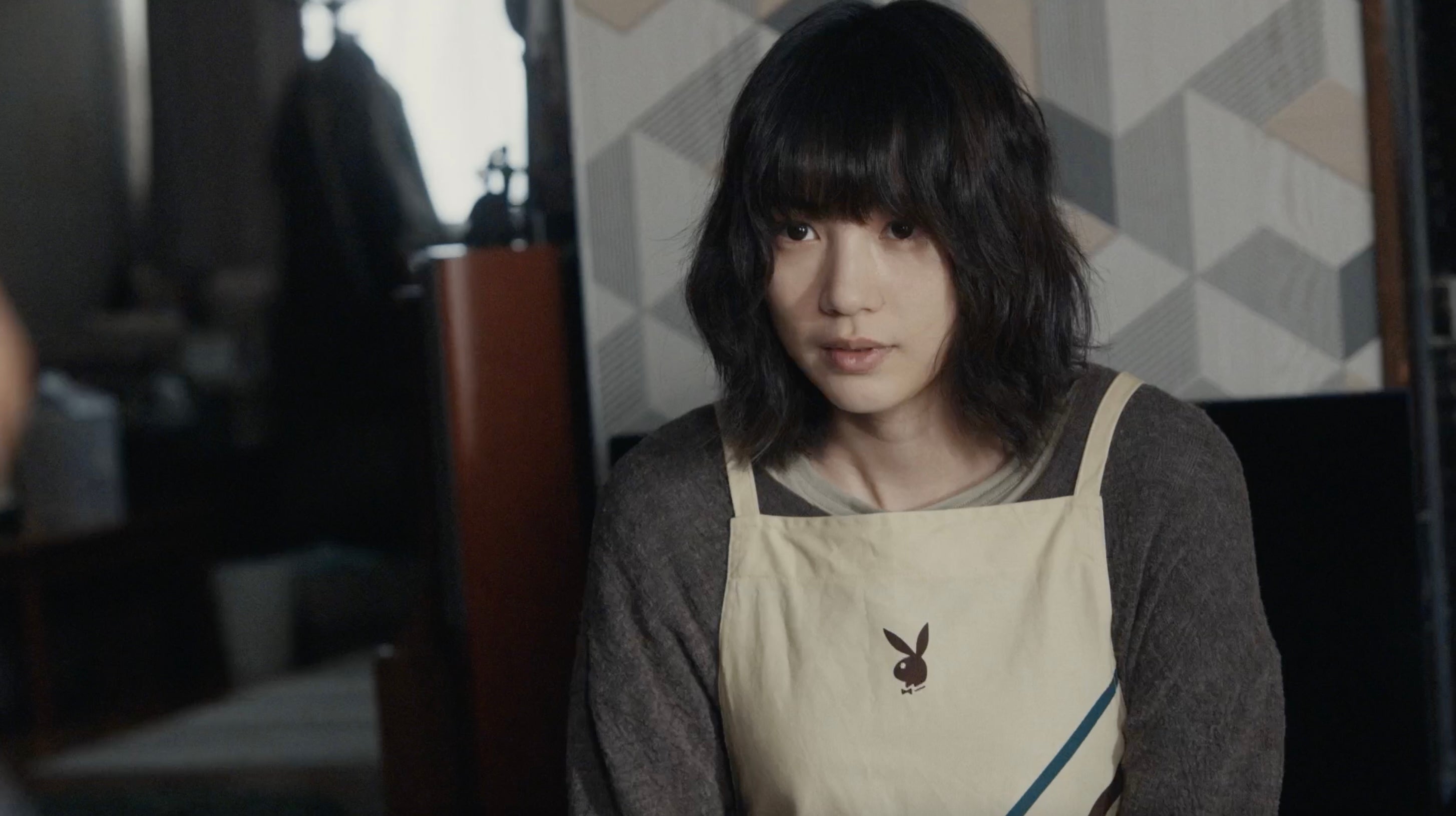 のん「MISS KING / ミス・キング」第3話場面写真（C）AbemaTV, Inc.