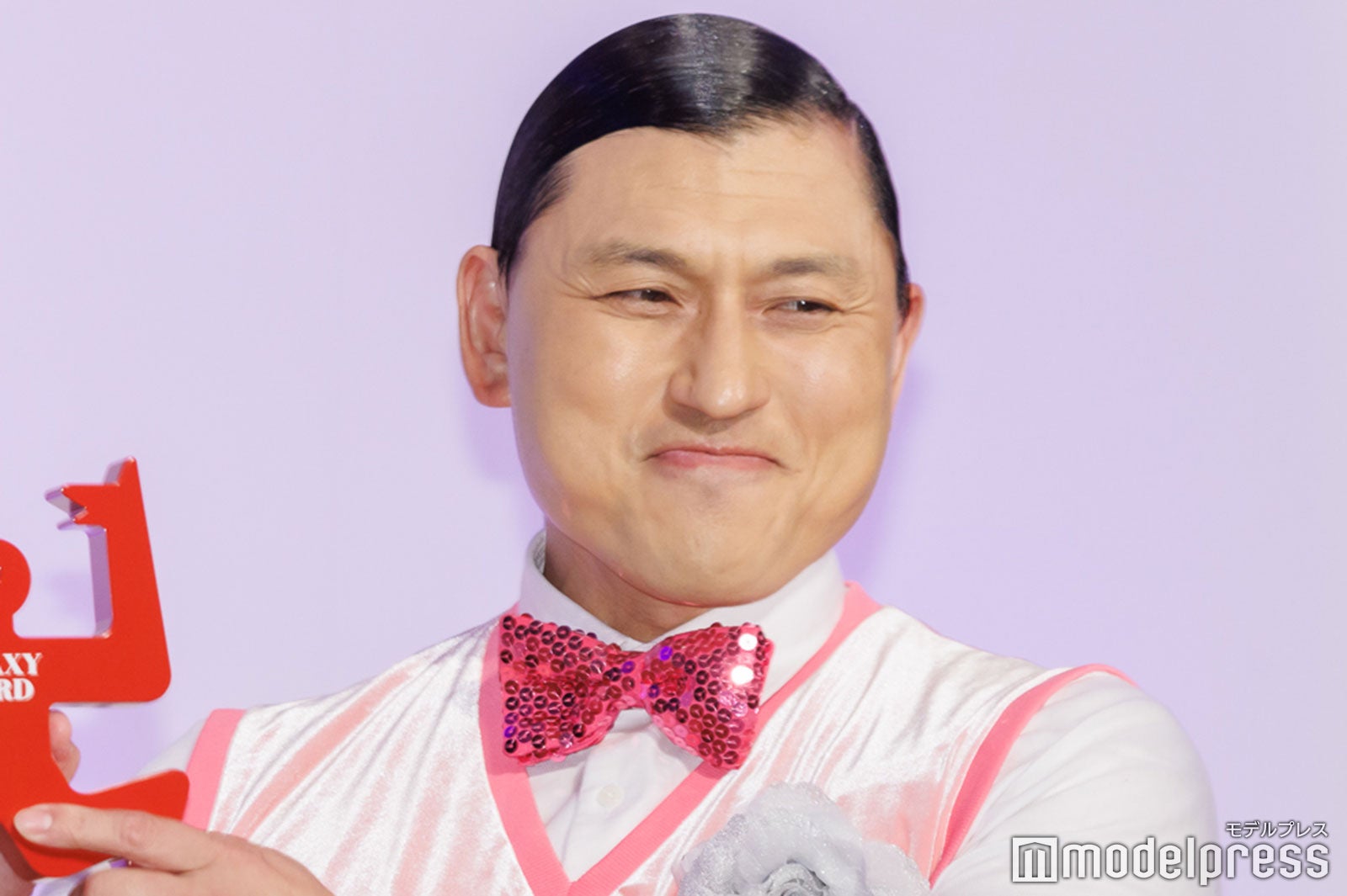 春日俊彰（C）モデルプレス