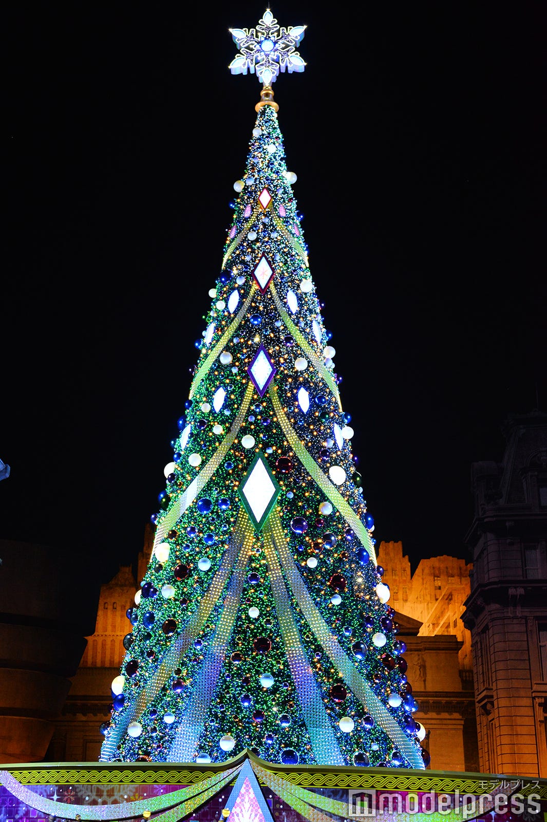 USJ「NO LIMIT! クリスマス」開幕!今冬見納め巨大ツリー、フロスティのショーや“ハリポタ”キャッスルショー公開