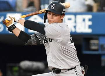 巨人が計6選手を入れ替え 中山ら3選手が昇格 萩尾ら3選手を抹消