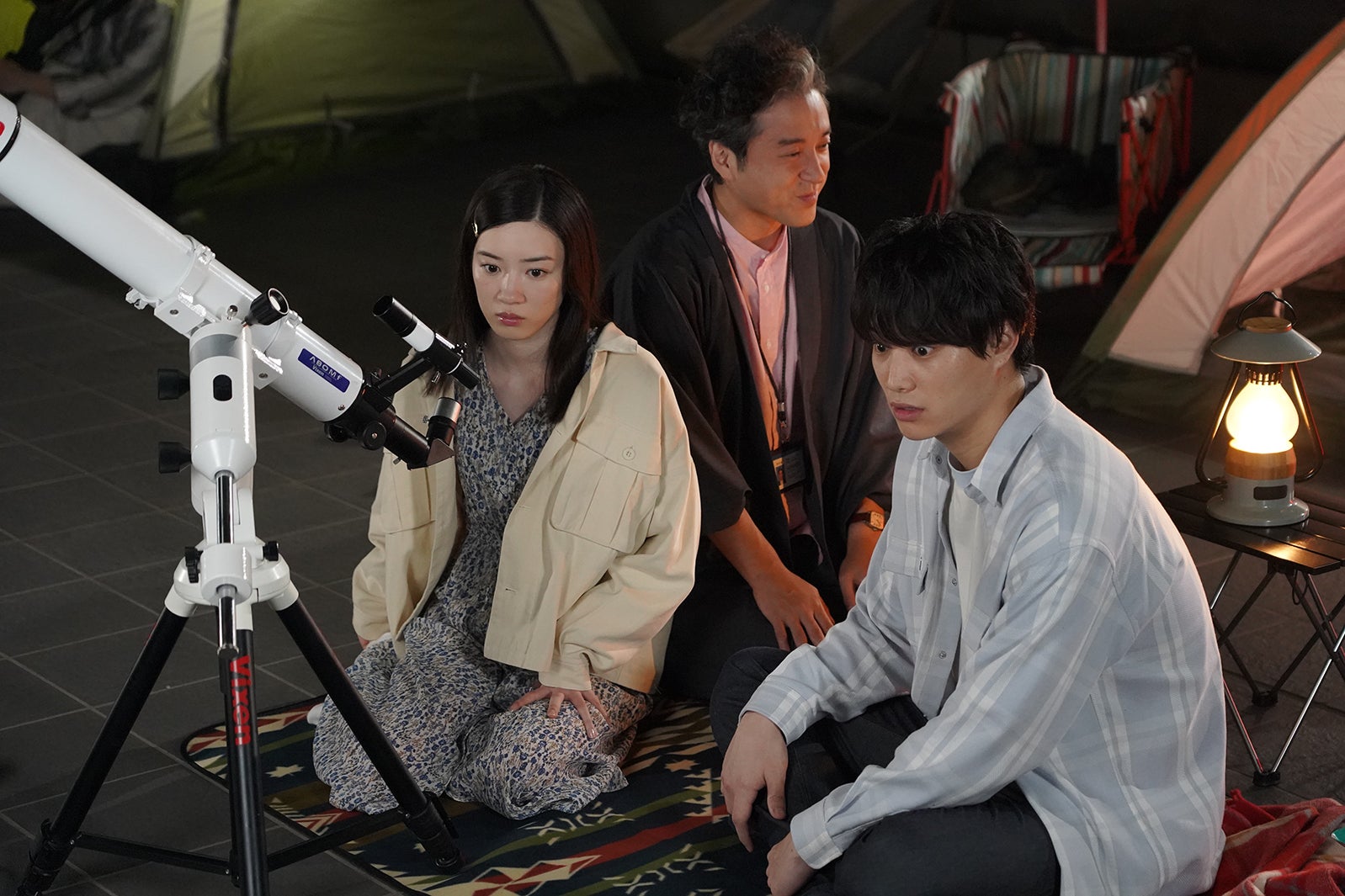 永野芽郁、ムロツヨシ、鈴木伸之（C）日本テレビ