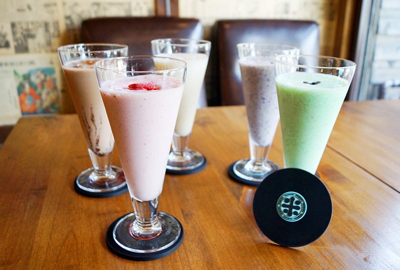 バナナジュースカフェ「三丁目の米乃家」／画像提供：米乃家