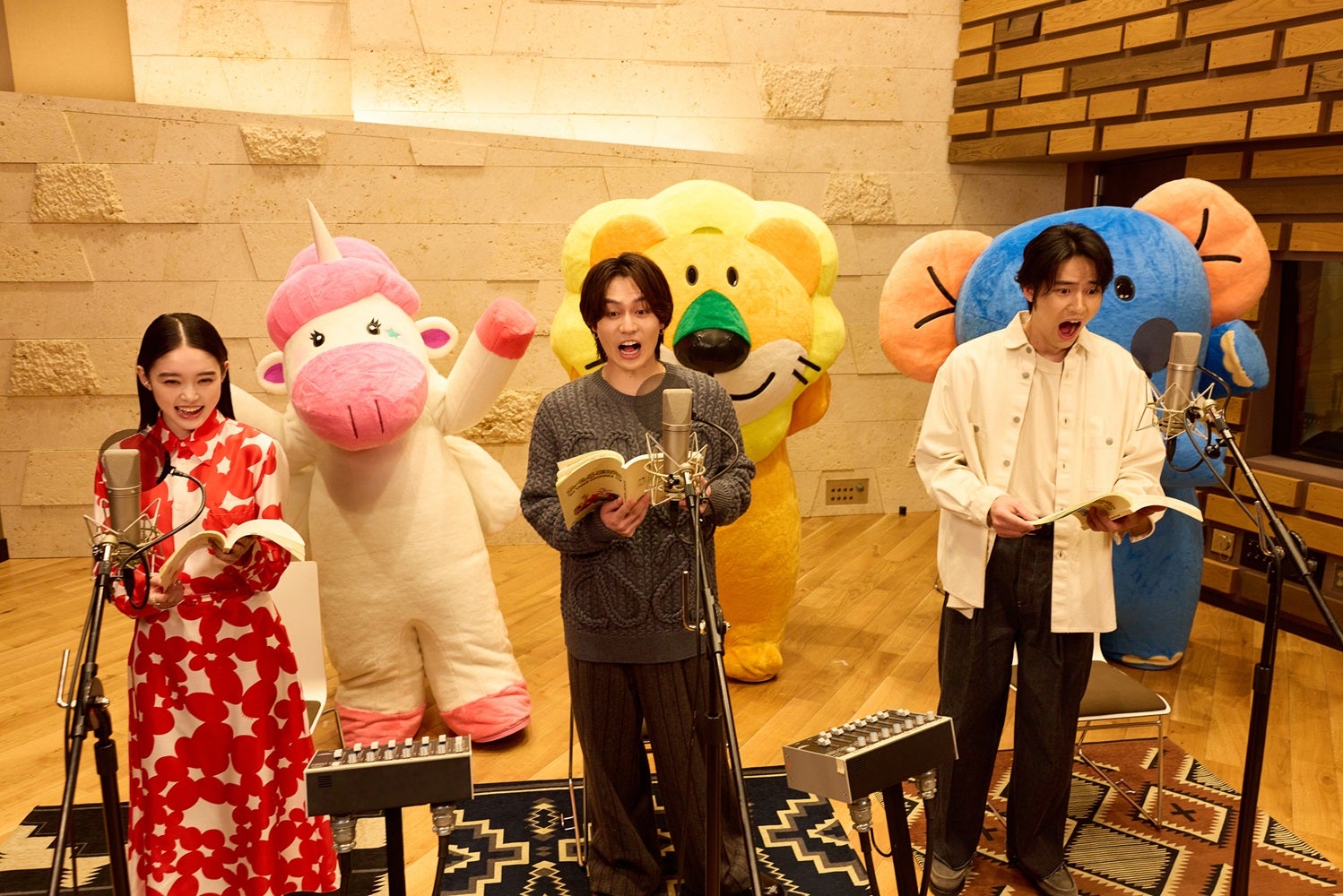 高石あかり、松田元太、水上恒司（C）ギンビス（C）劇場版「たべっ子どうぶつ」製作委員会