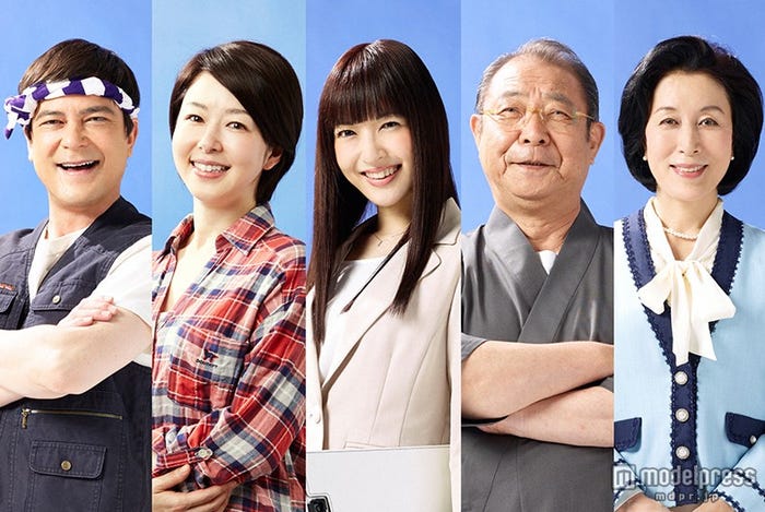 (左から)川平慈英、堀内敬子、神田沙也加、平泉成、高畑淳子(C)TBS