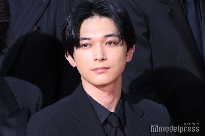 吉沢亮(C)モデルプレス